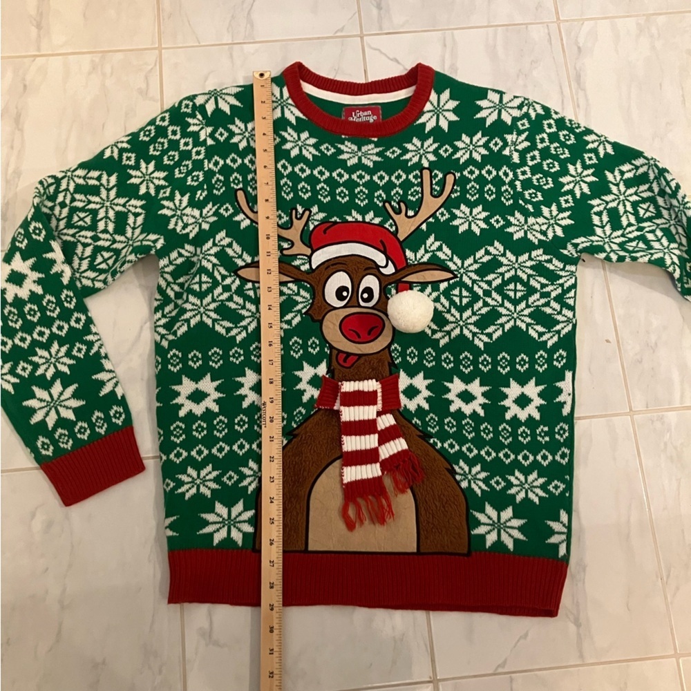 Urban heritage rudolf reindeer Christmas sweater. EUC! - Picture 4 of 8